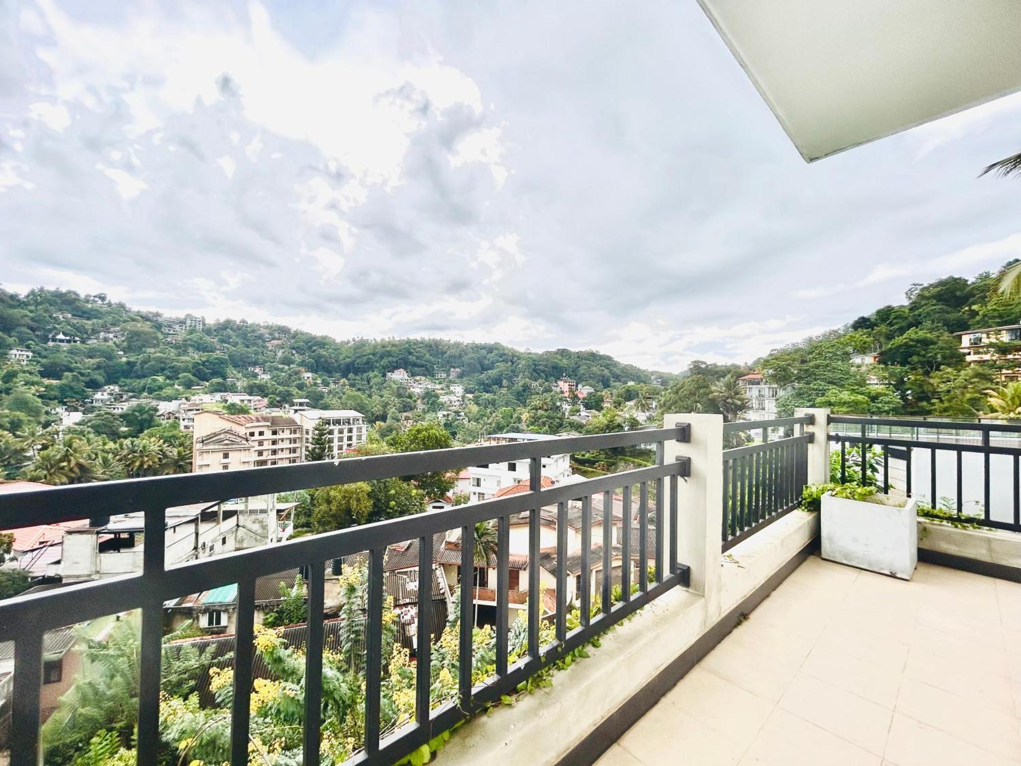 The Terrace Kandy Eksteriør billede