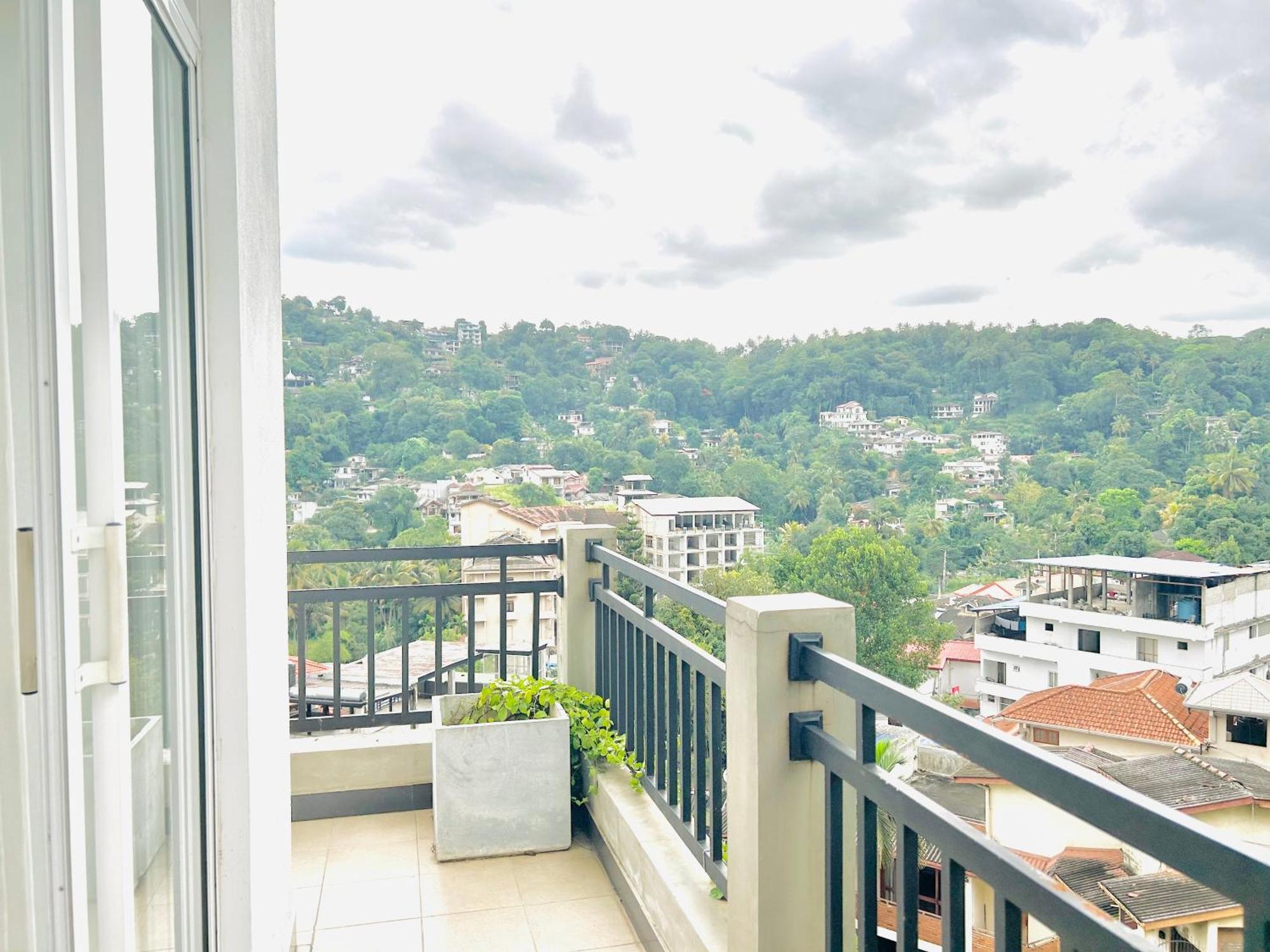The Terrace Kandy Eksteriør billede